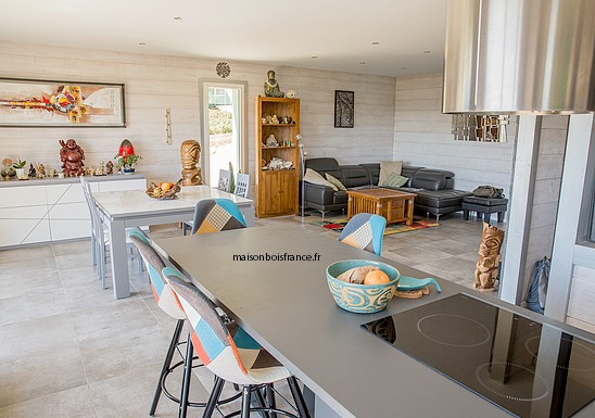 maison en bois contemporaine intérieur